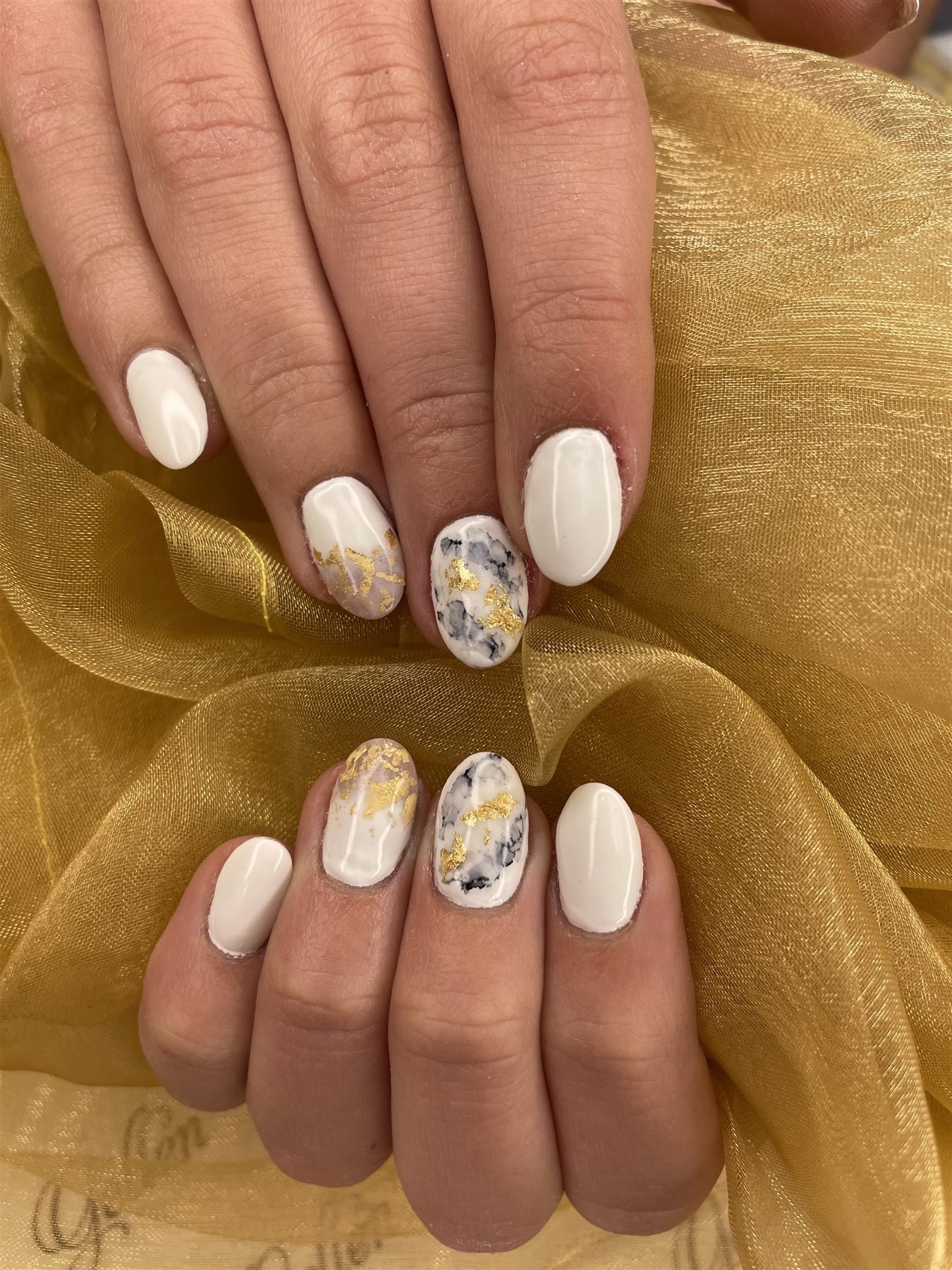 White Marble & Gold Foil