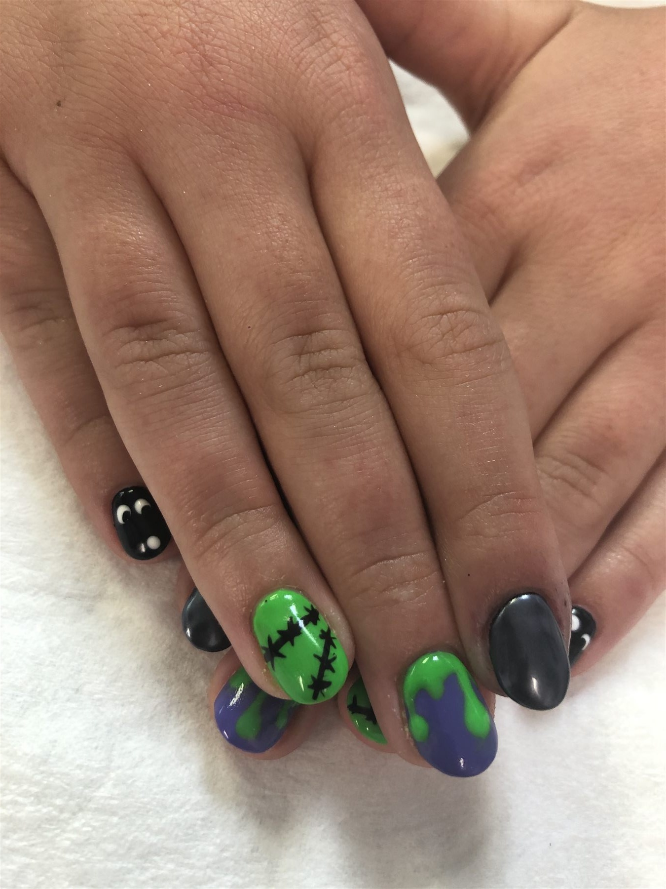 Frankenstein Halloween Nails