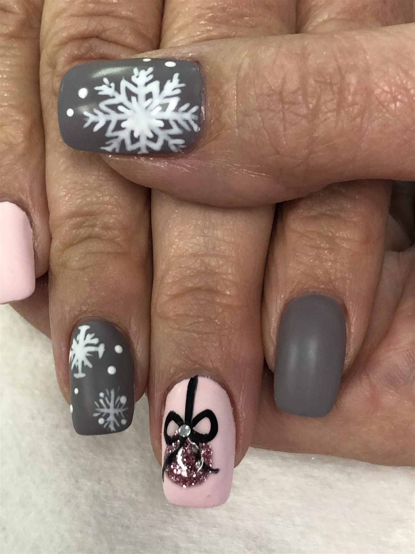 Snowflake & Bow Winter Nails