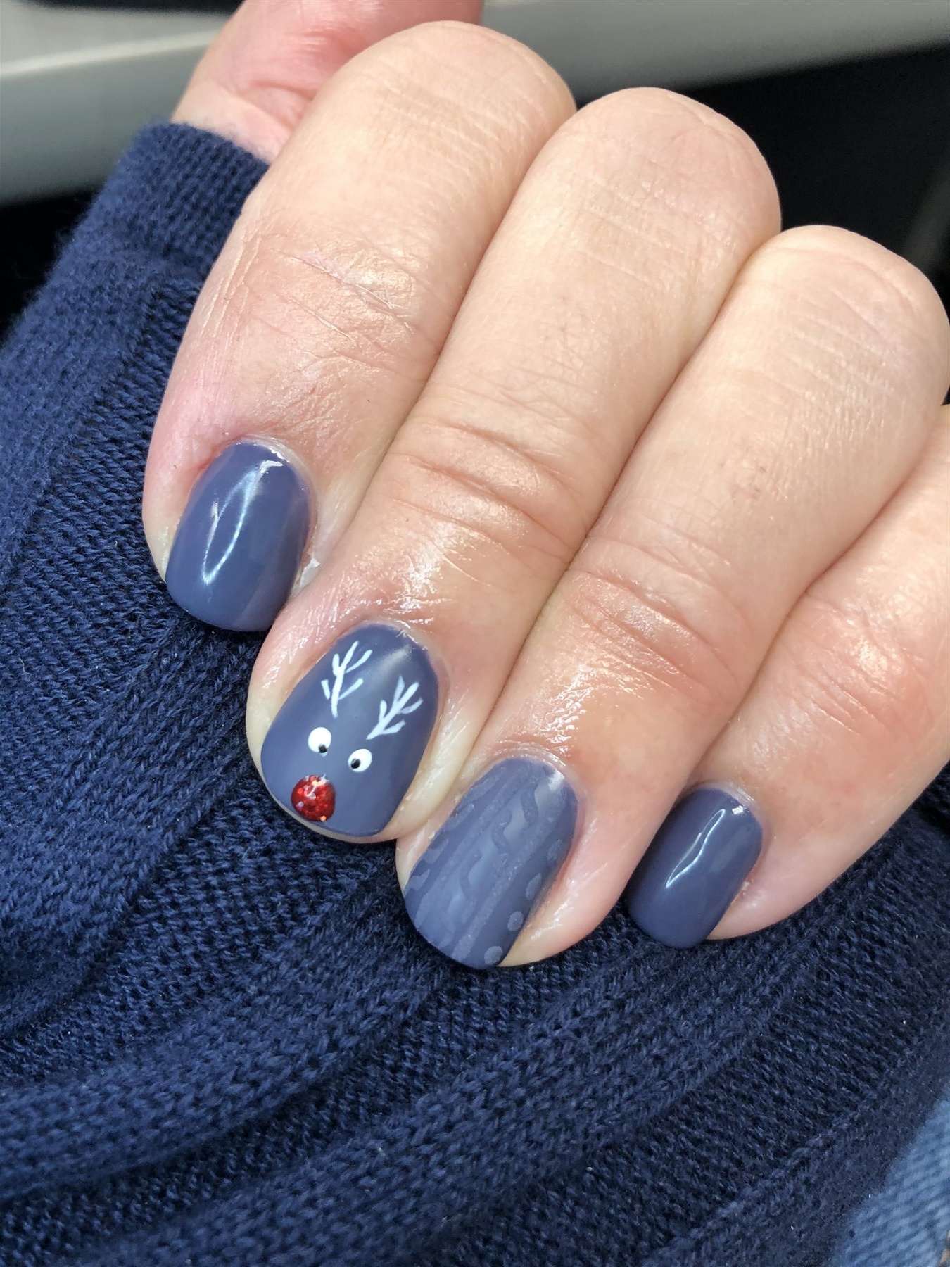 Reindeer Winter Nails