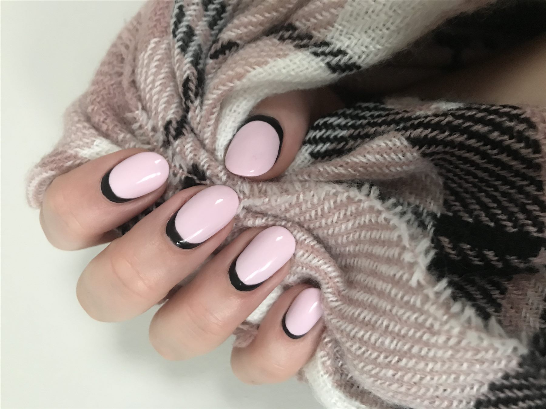 Pink Reverse French