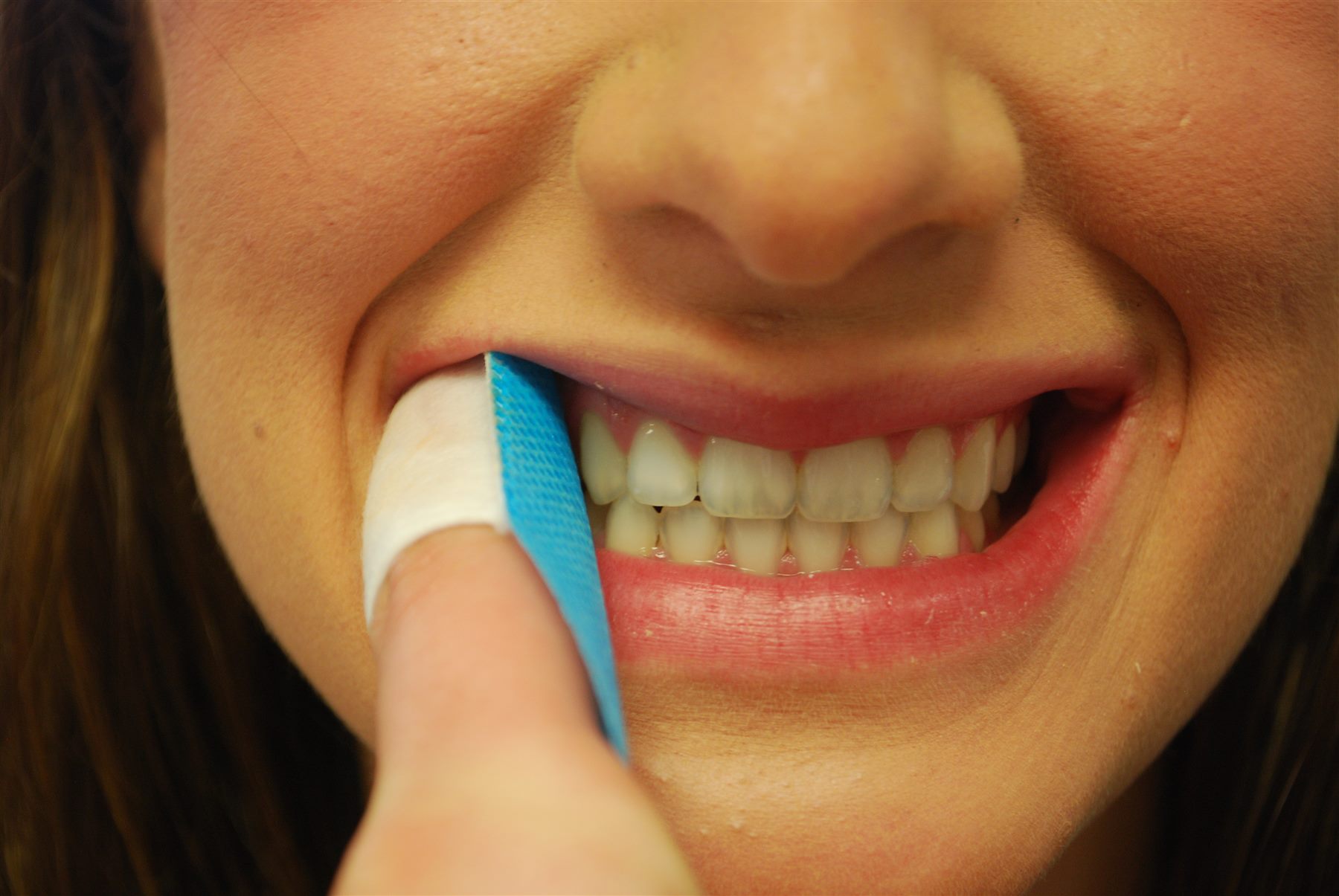 Gellen Pearl brush-up whitening application