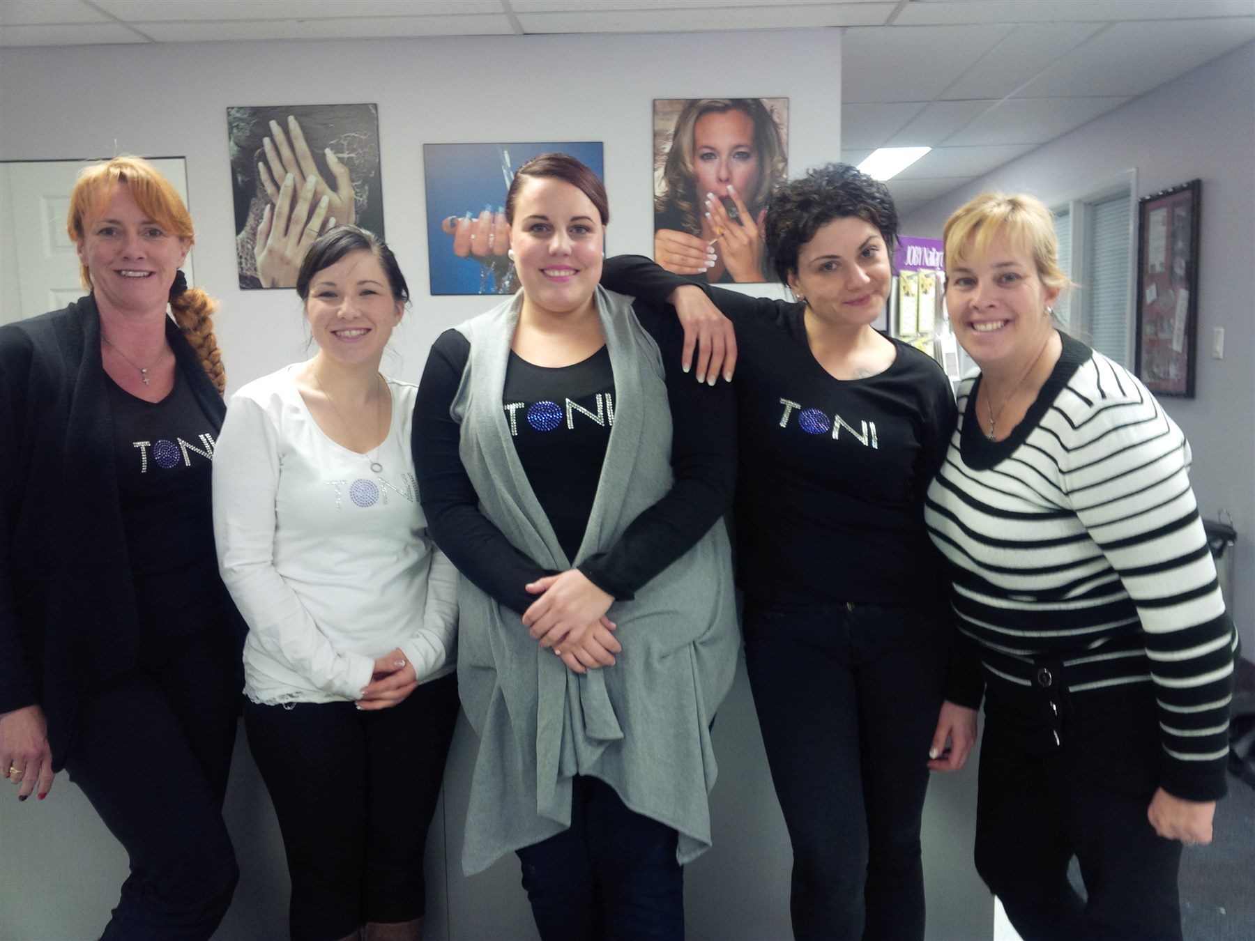 Five TONi nail students together in the classroom in 2015